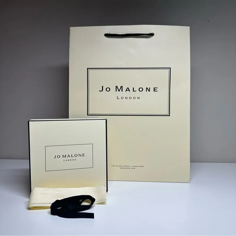 Jo Malone | Gift Bag & Gift Box | Cream | W5.25 x H5.25 x L2.5 inch (box)